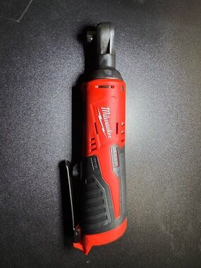 Milwaukee M12 3/8 in. Ratchet (Tool-Only)